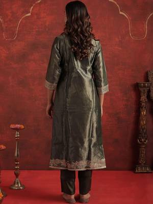 Woven Design V-Neck Zari Straight Kurta With Trousers & Dupatta 4