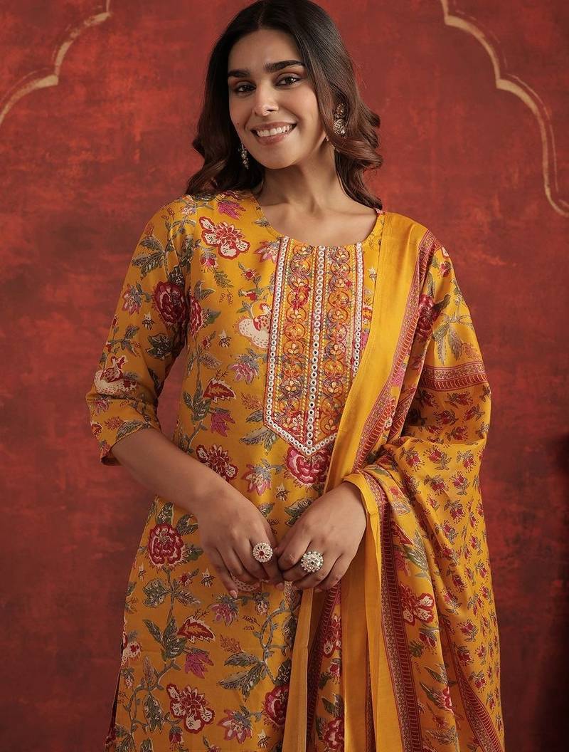 Women Ethnic Motifs Printed Regular Thread Work Kurta with Trousers & Dupatta