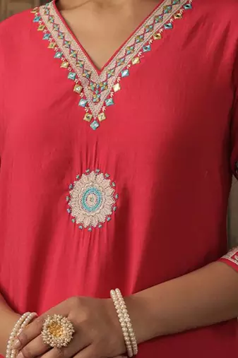Floral Embroidered V-Neck Mirror Work Straight Kurta With Trousers