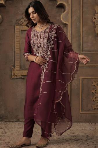 Women Ethnic Motifs Embroidered Kurta with Trousers & Dupatta