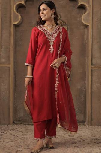 Women Ethnic Motifs Embroidered Kurta with Trousers & Dupatta