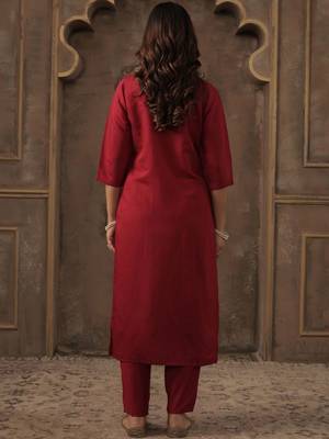 Women Ethnic Motifs Printed Regular Sequinned Kurta with Trousers & Dupatta 3