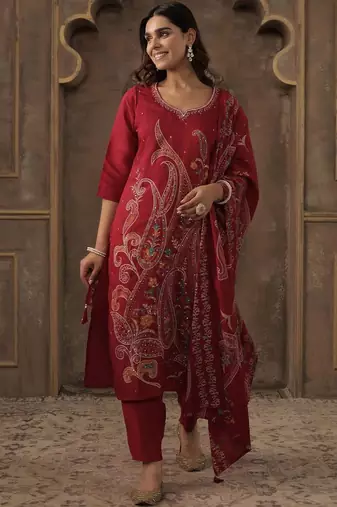 Women Ethnic Motifs Printed Regular Sequinned Kurta with Trousers & Dupatta