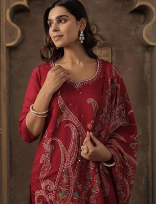 Women Ethnic Motifs Printed Regular Sequinned Kurta with Trousers & Dupatta 7