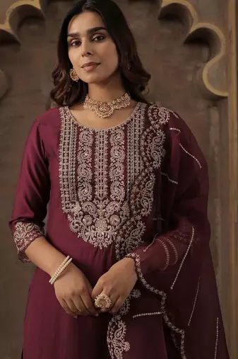 Women Ethnic Motifs Embroidered Kurta with Trousers & Dupatta