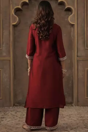 Women Ethnic Motifs Embroidered Kurta with Palazzo