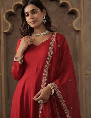 Liva Sweetheart Neck Anarkali Kurta With Trousers & Dupatta 2