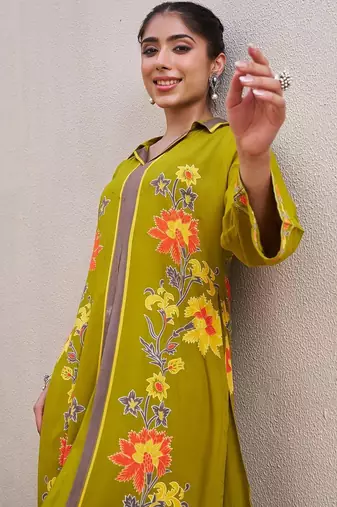 Women Floral Printed Shirt Collar Straight Kurta with Palazzos