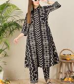 Women Printed Regular Pure Cotton Kurta With Trousers Kurta Sets