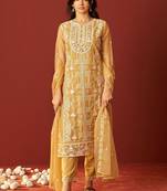Floral Embroidered Straight V-Neck Thread Work Kurta & Trousers Dupatta