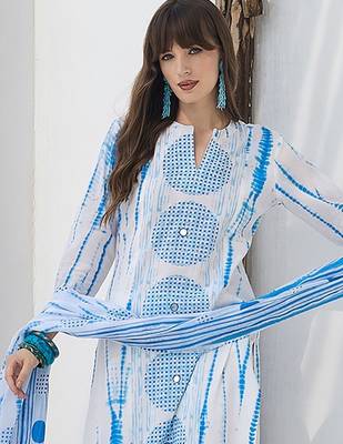 Women Geometric Dyed Cotton Kurta with Trousers & Dupatta 7