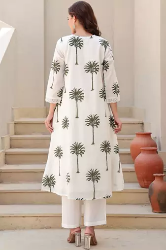 Women Ethnic Motifs Printed Cotton A-Line Kurta with Trousers