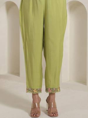 Women Floral Embroidered Thread Work Kurta And Palazoos With Dupatta 6