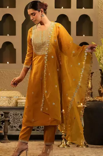 Women Ethnic Motifs Embroidered Regular Sequinned Kurta with Trousers & Dupatta