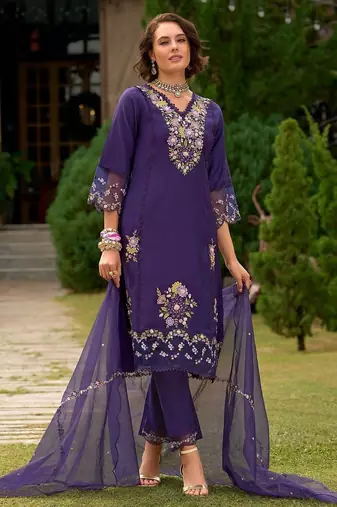 Women Floral Embroidered Kurta with Trousers & Dupatta