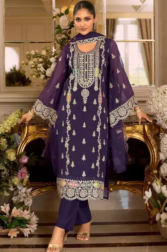 Women Ethnic Motifs Embroidered Kurta with Trousers & Dupatta