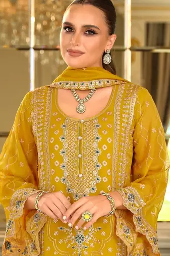Women Ethnic Motifs Embroidered Kurta with Trousers & Dupatta