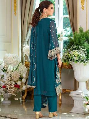 Ethnic Motifs Embroidered Thread Work Straight Kurta With Trousers & Dupatta 4
