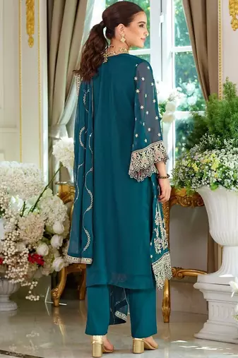 Ethnic Motifs Embroidered Thread Work Straight Kurta With Trousers & Dupatta