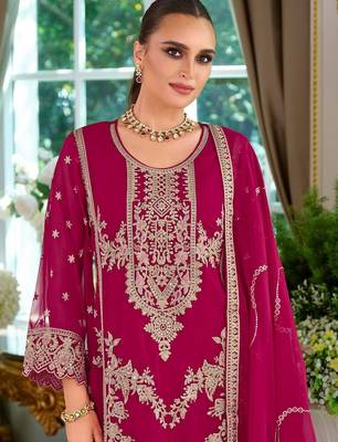 Women Ethnic Motifs Embroidered Kurta with Trousers & Dupatta 2