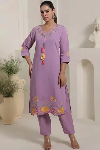Women Floral Embroidered Kurta with Trousers & Dupatta