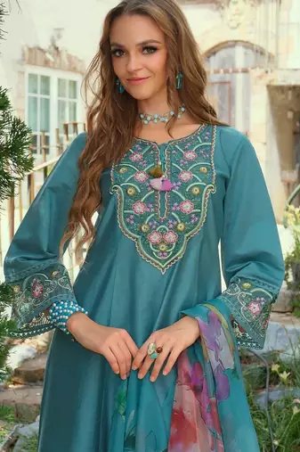 Women Ethnic Motifs Embroidered A-Line Kurta with Trousers & Dupatta