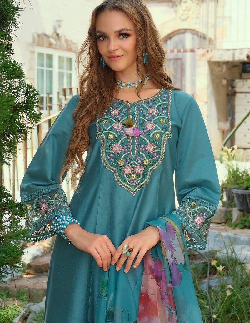 Women Ethnic Motifs Embroidered A-Line Kurta with Trousers & Dupatta