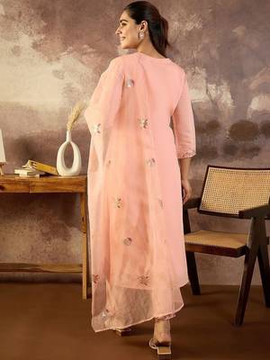 Women Floral Embroidered Kurta with Trousers & Dupatta 5