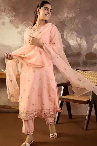 Women Floral Embroidered Kurta with Trousers & Dupatta