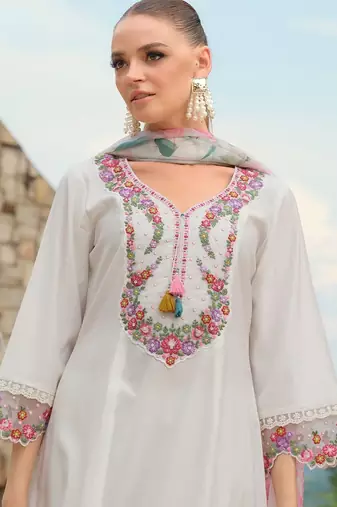 Floral Embroidered V-Neck Straight Thread Work Kurta With Trousers & Dupatta