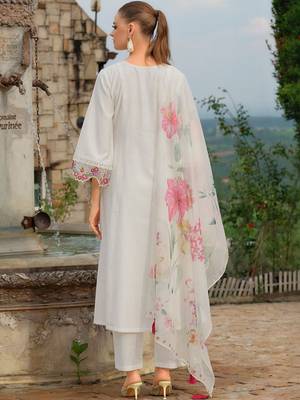 Floral Embroidered V-Neck Straight Thread Work Kurta With Trousers & Dupatta 3