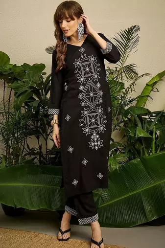 Women Ethnic Motifs Embroidered Regular Black Thread Work Kurta with Trousers