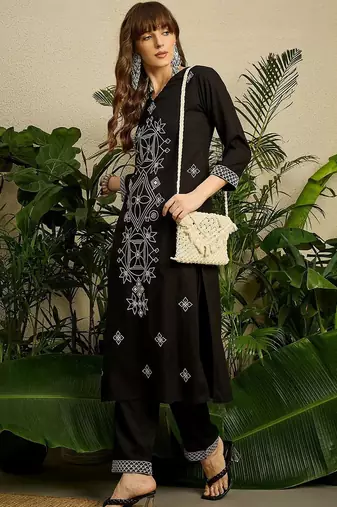 Women Ethnic Motifs Embroidered Regular Black Thread Work Kurta with Trousers