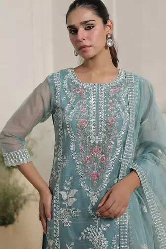 Floral Embroidered Thread Work Straight Kurta With Trousers & Dupatta