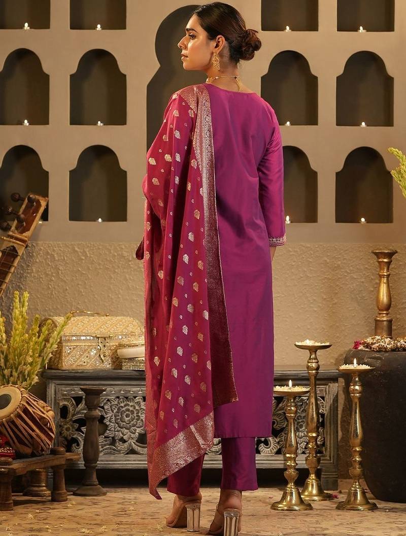 Ethnic Motifs Embroidered Thread Work Kurta with Trousers & Dupatta