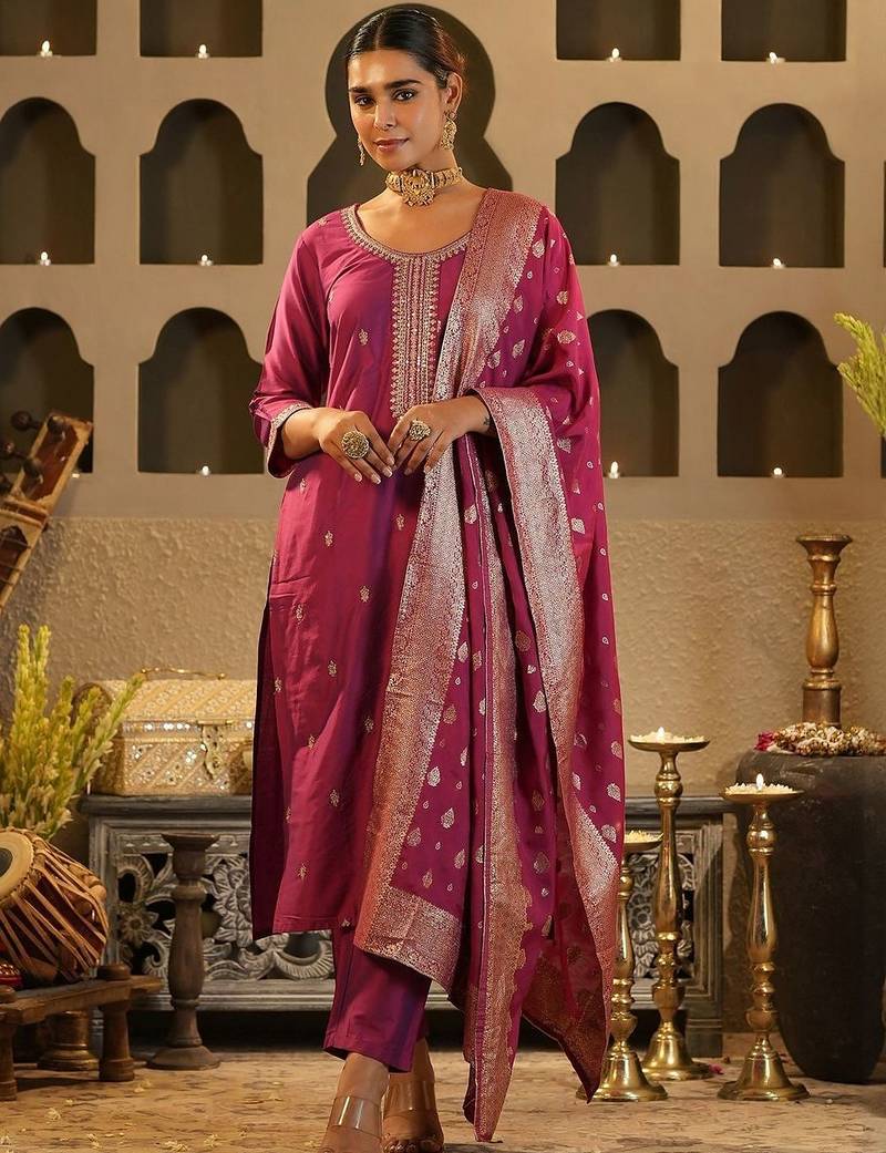 Ethnic Motifs Embroidered Thread Work Kurta with Trousers & Dupatta