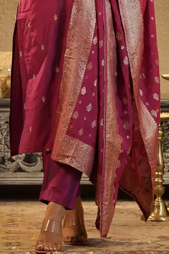 Ethnic Motifs Embroidered Thread Work Kurta with Trousers & Dupatta