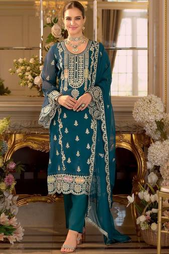 Women Ethnic Motifs Embroidered Kurta with Trousers & Dupatta