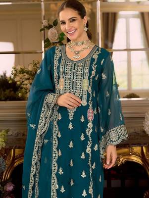 Women Ethnic Motifs Embroidered Kurta with Trousers & Dupatta 6