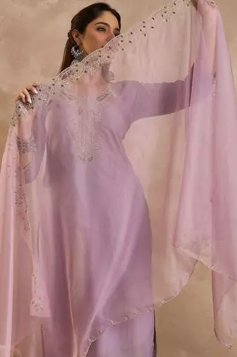 Women Ethnic Motifs Embroidered Regular Liva Kurta with Trousers & Dupatta