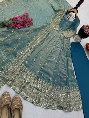 Grey fendy silk embroidered stitched kurta set 4