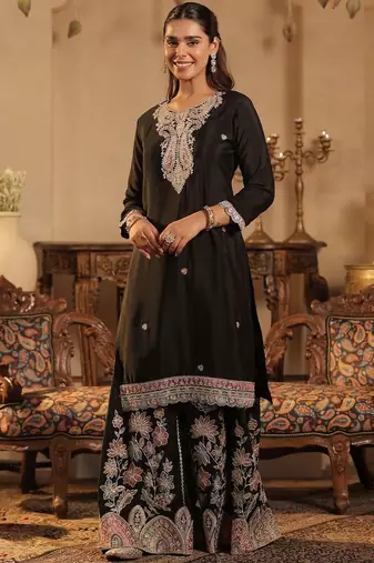Ethnic Motifs Embroidered Thread Work Kurta With Sharara & Dupatta