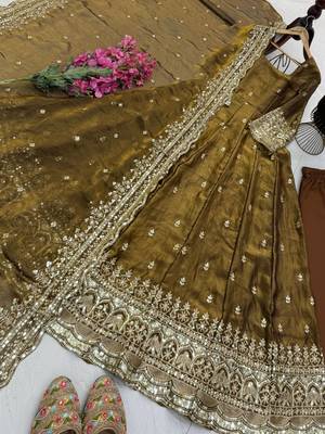Gold fendy silk embroidered stitched kurta set 4
