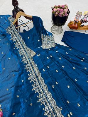 Blue fendy silk embroidered stitched kurta set 2
