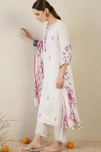 Ethnic Motifs Embroidered Thread Work Pure Cotton Kurta With Trouser & Dupatta