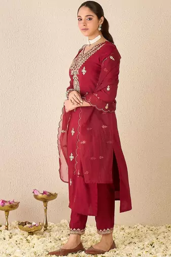 Ethnic Motifs Embroidered V-Neck Zari Straight Kurta With Trousers & Dupatta