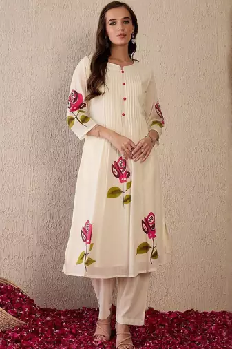 Women Floral Printed Round Neck Pure Cotton Pleated Kurta with Trousers