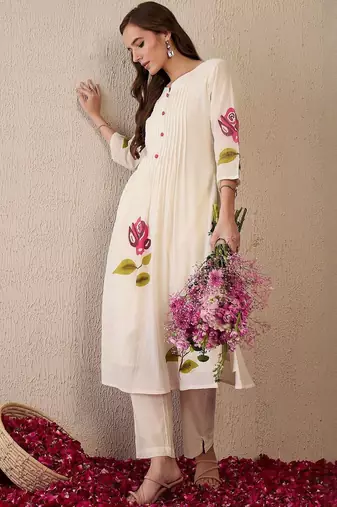 Women Floral Printed Round Neck Pure Cotton Pleated Kurta with Trousers