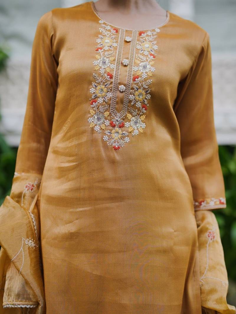 Ethnic Motifs Embroidered Straight Thread Work Kurta With Trouser & Dupatta