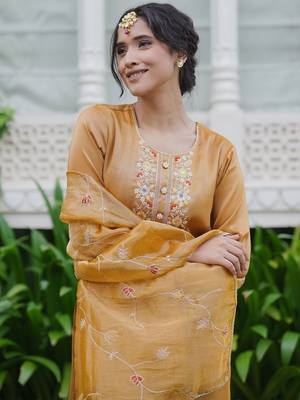 Ethnic Motifs Embroidered Straight Thread Work Kurta With Trouser & Dupatta 3